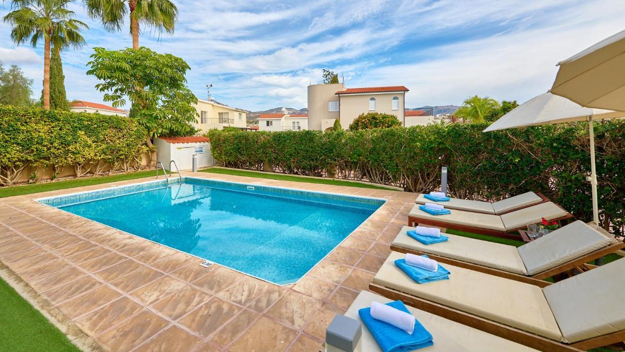 Villa Haven By Ezoria Villas Coral Bay Buitenkant foto