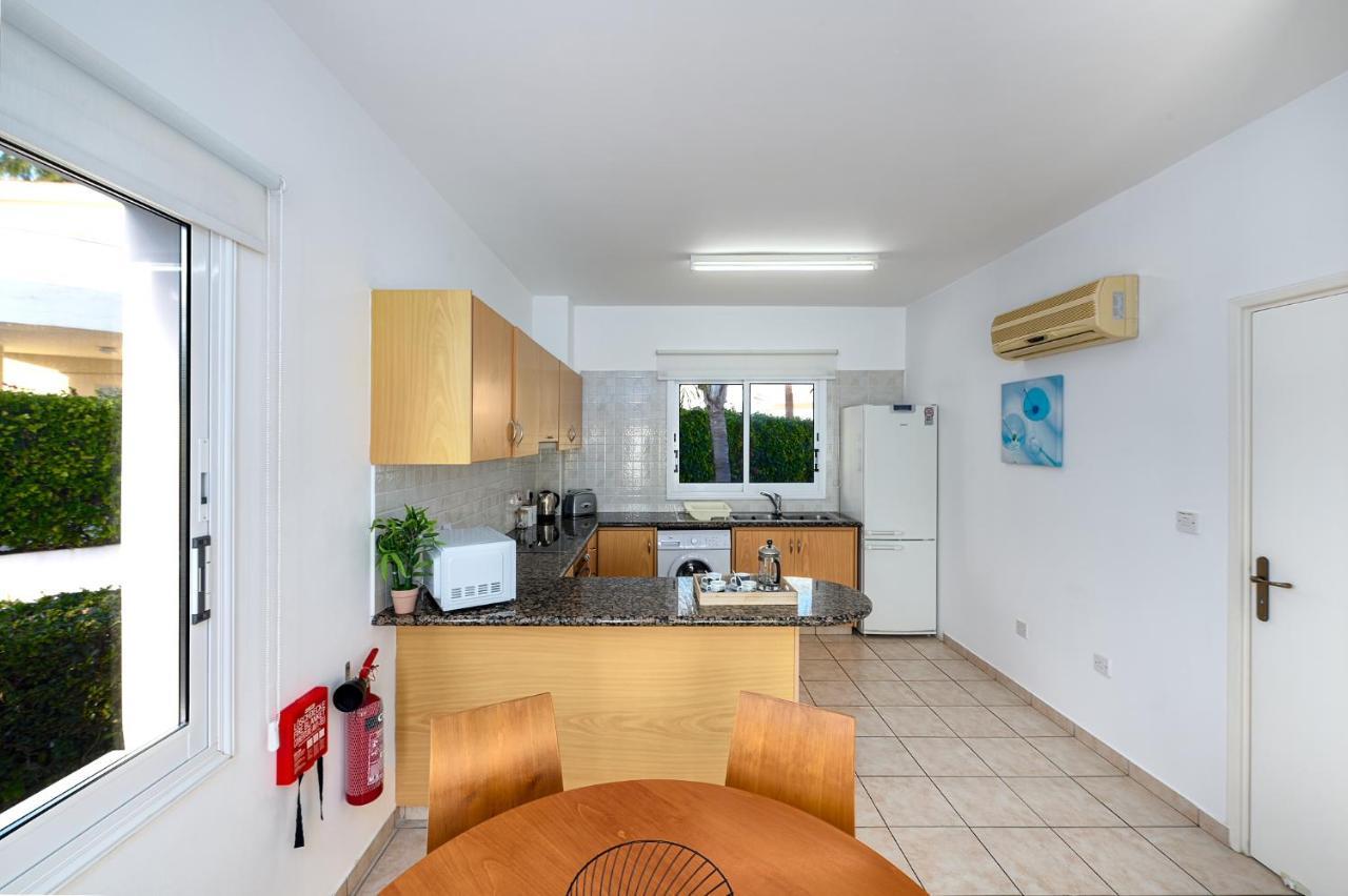 Villa Haven By Ezoria Villas Coral Bay Buitenkant foto