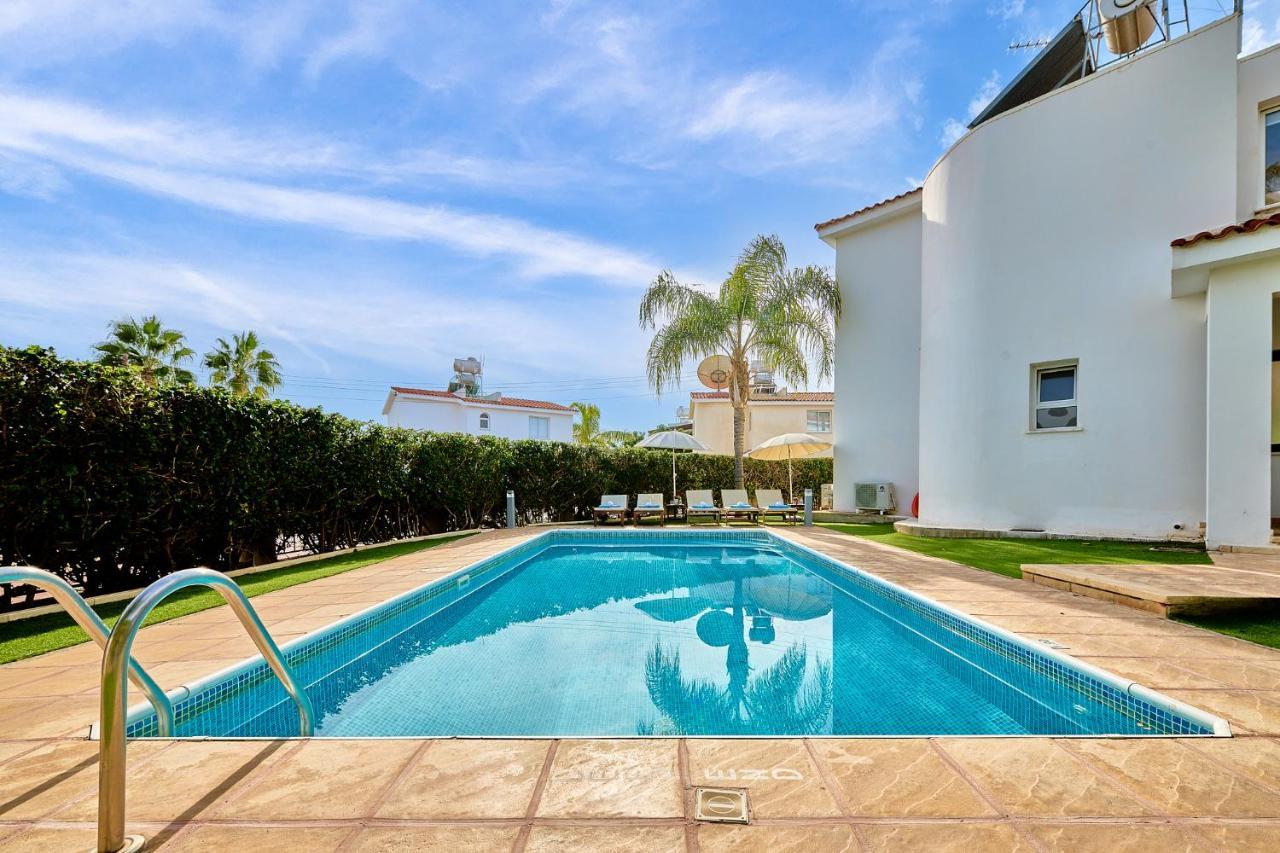 Villa Haven By Ezoria Villas Coral Bay Buitenkant foto