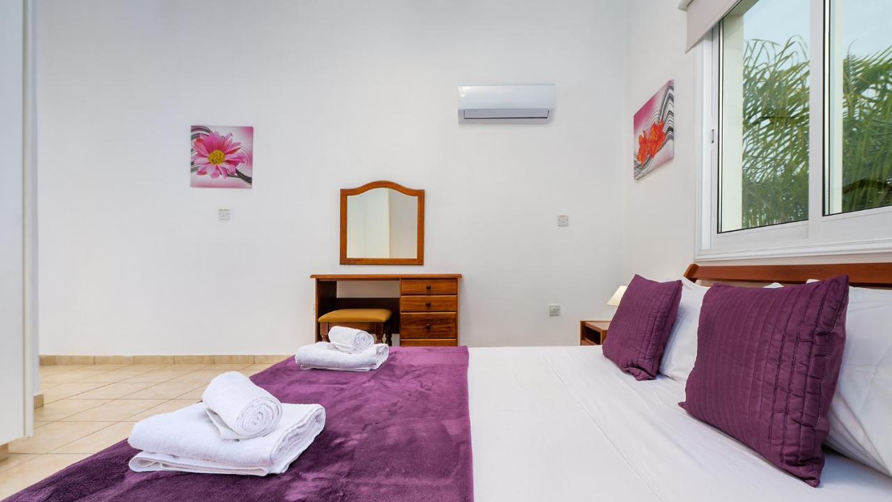 Villa Haven By Ezoria Villas Coral Bay Buitenkant foto
